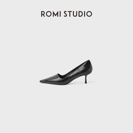 ROMI STUDIO鳗鱼纹牛皮尖头细跟单鞋浅口不累脚高跟鞋RWDAPQ5478