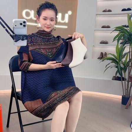 欧卡汇百搭时尚春秋圆头粗跟高跟短靴靴子休闲风绒面瘦瘦靴26357