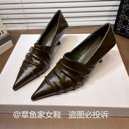 2种跟高丨法式褶皱设计深口猫跟尖头单鞋女细跟一脚蹬通勤高跟鞋