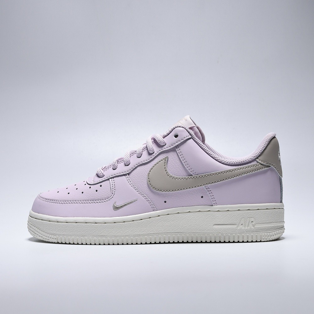 NIKE耐克女子AIR FORCE 1 '07 ESS 2运动休闲鞋IV4722-500主图