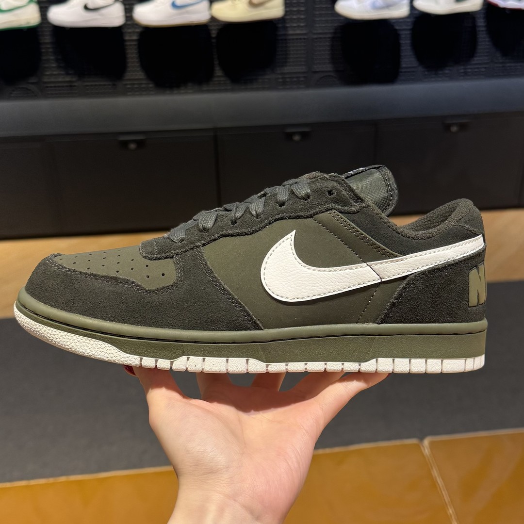 【新款国补】耐克新款秋冬BIG NIKE低帮舒适休闲运动板鞋IO4224300主图