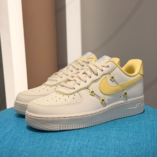【补贴】NIKE耐克女款AF1空军一号小花运动休闲板鞋IW2348-170主图
