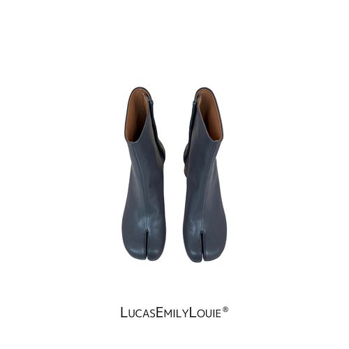 LucasEmilyLouie复古红羊皮靴子小众设计分趾粗跟鞋240064主图