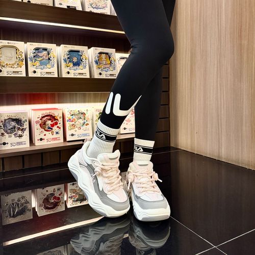 Fila/斐乐流沙鞋1+26冬季新款女鞋厚底增高面包鞋板鞋F12W643211F主图